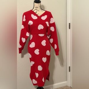 Red Heart Print V-Neck Midi Dress